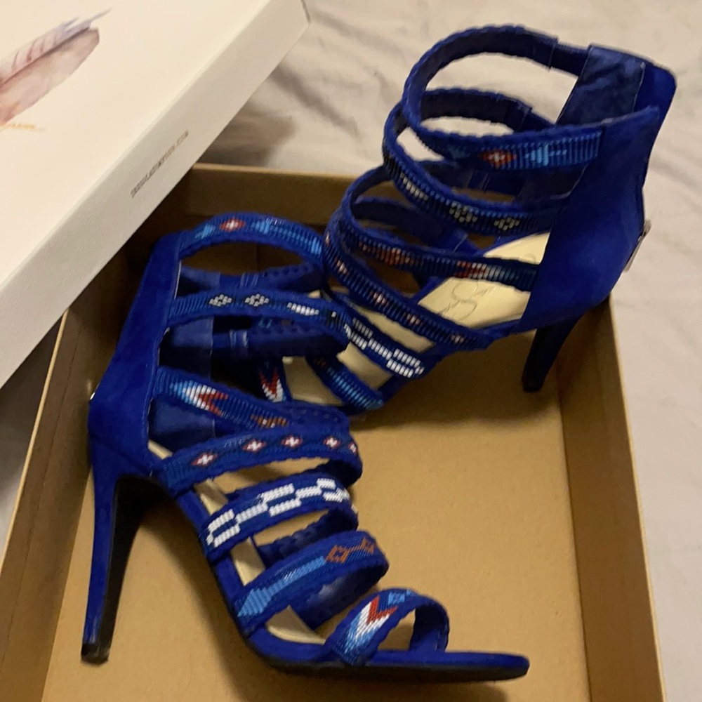 Girls shoes